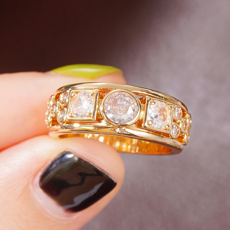 Geometric Round and Square Women's Ring, Exquisite Design